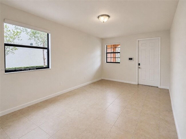 Photo - 312 SE 37th Ter