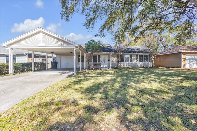 Photo - 2848 Azalea Ave