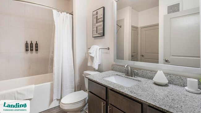 Photo - 2800 NE Green Oaks Blvd Unit 5101