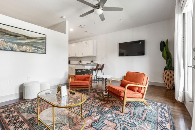 Photo - 10820 S I-35 Frontage Rd Unit SI FL2-ID1592298P