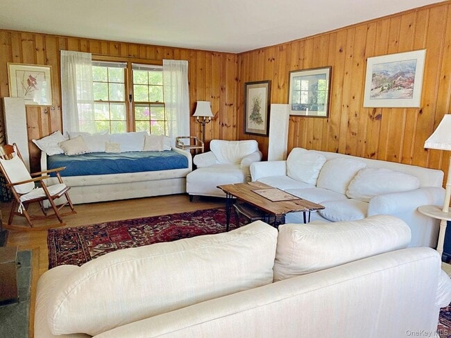 Photo - 900 Mason Dr