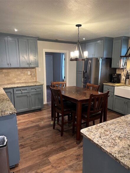 Photo - 7489 Red Bud Ln