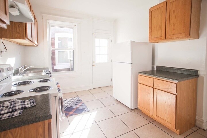 Floor Plan - van-3bd