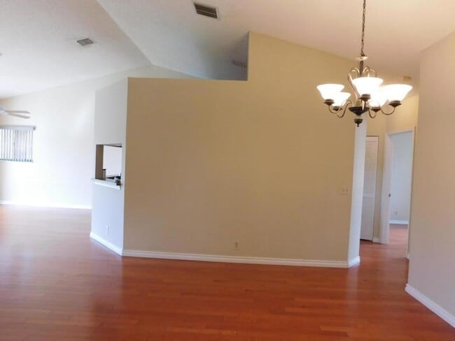 Photo - 21 Via de Casas Sur Via Unit 202