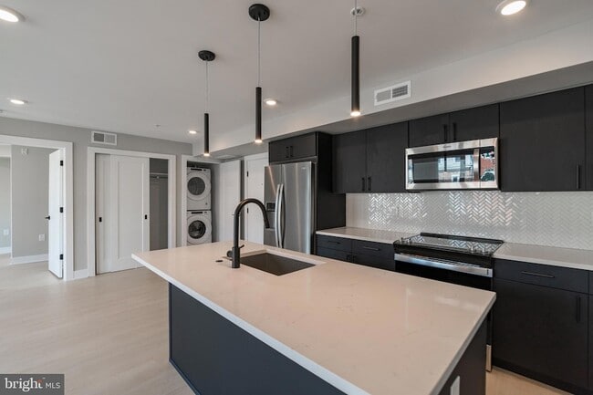 Photo - 6604 Ridge Ave Unit 306