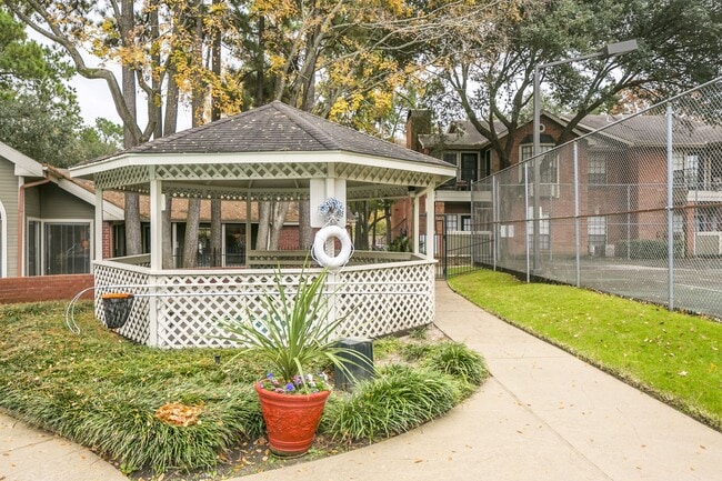 Photo - The Reston Apartments