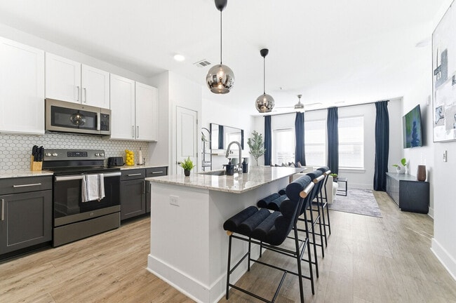 Photo - 220 Bill Kennedy Wy SE Unit SI ID1460017P