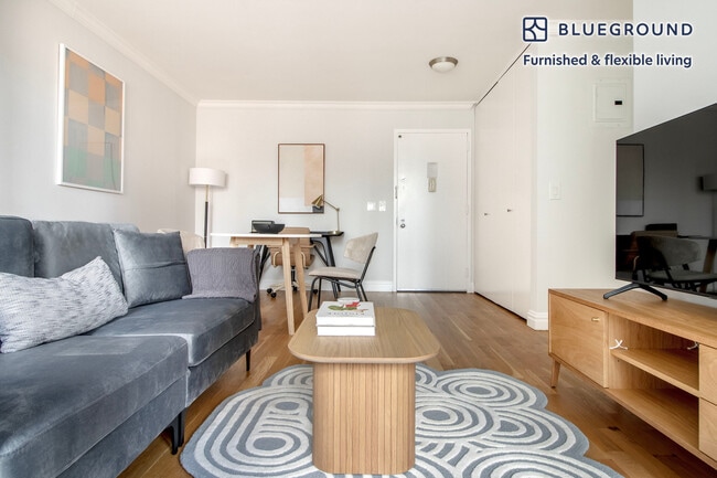 Photo - 235 W 48th St Unit SI FL23-ID1218