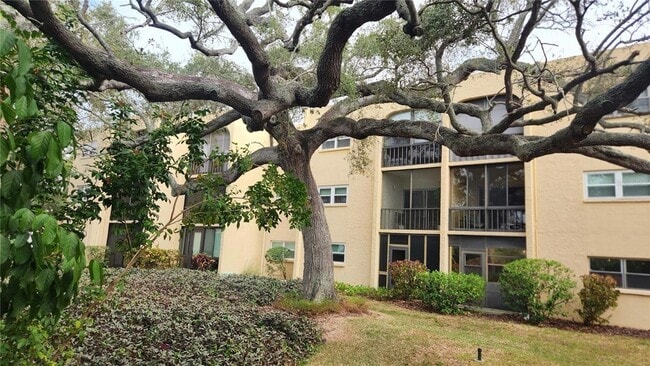 Photo - 11485 Oakhurst Rd Unit 315