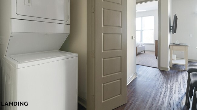 Photo - 1711 Caroline St Unit 335