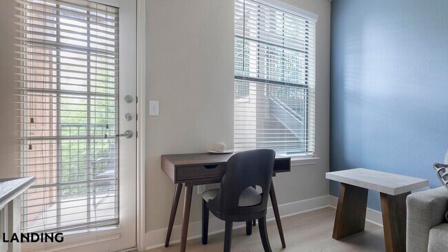 Photo - 7500 I-35 Unit 828