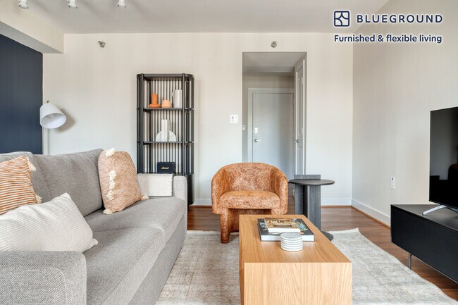 Photo - 4001 9th St N Unit FL17-ID528