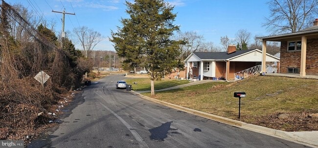 Photo - 5616 Old Temple Hill Rd