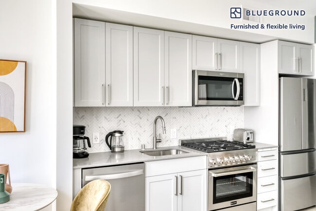 Photo - 704 Spring St Unit FL12-ID442