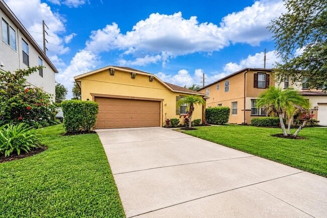 Photo - 217 Sand Ridge Dr