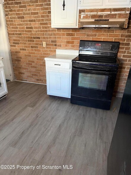 Photo - 857 Throop St Unit 2