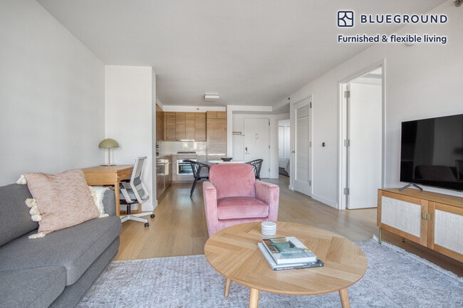 Photo - 171 Suffolk St Unit FL5-ID1265