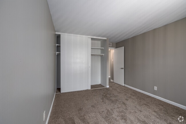 1BD, 1BA - Bedroom - The Magnolia