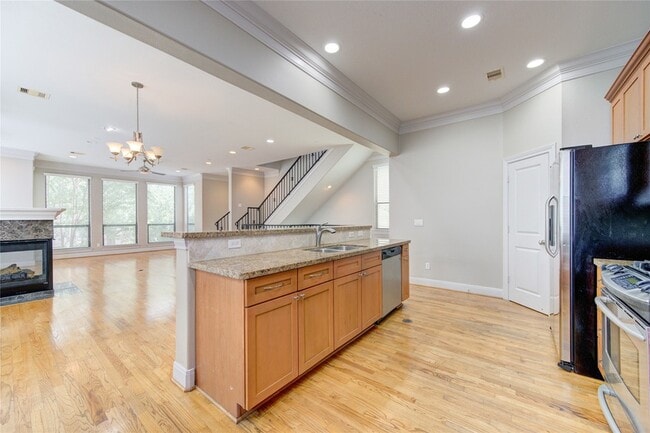 Photo - 1706 McDonald St