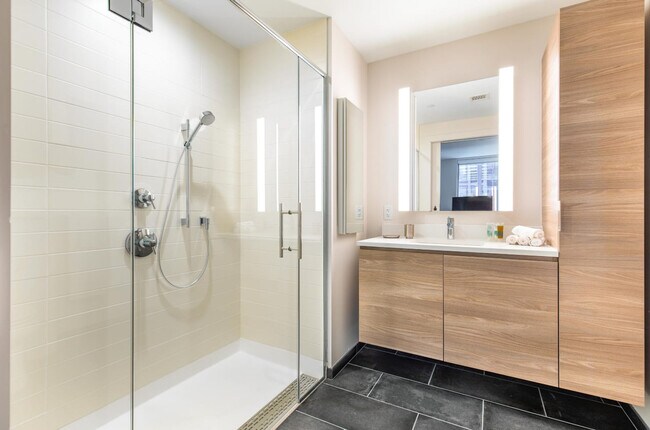 Photo - 131 Seaport Blvd Unit SI FL10-ID1039241P