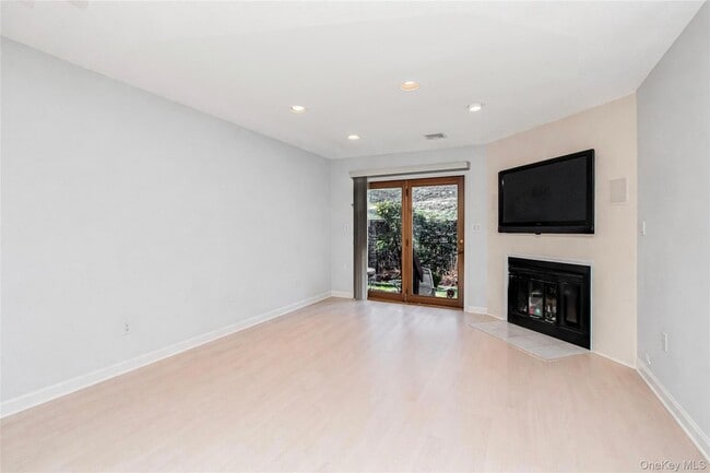 Photo - 8 Davids Ln
