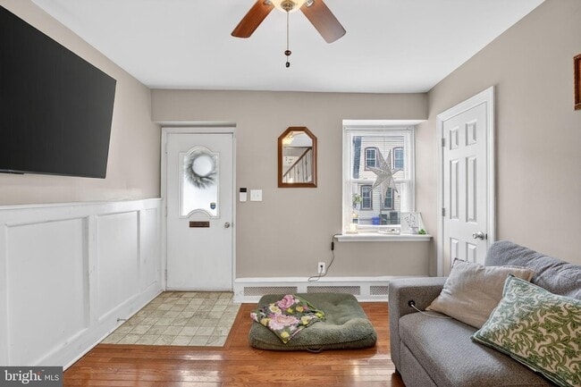Photo - 4743 Umbria St