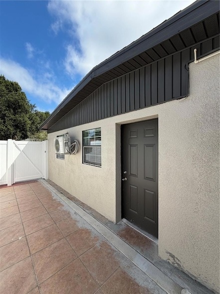 Building Photo - 1702 W Dempsey Ave Unit B