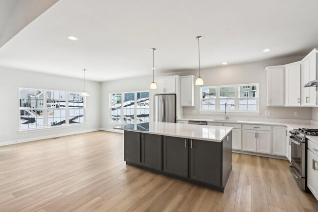 Photo - 1785 La Salle St