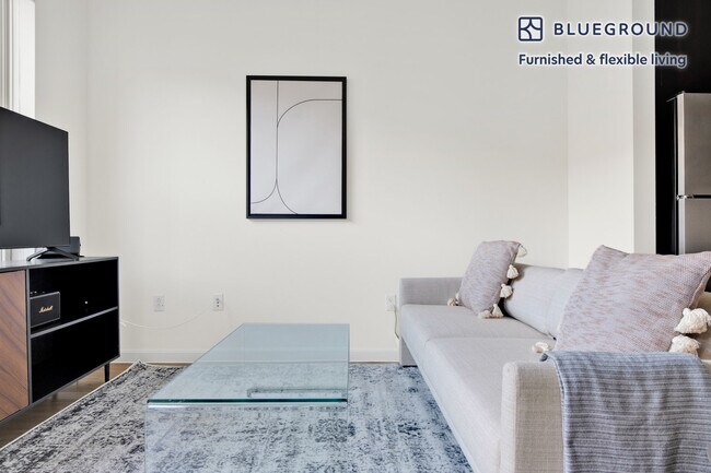 Photo - 333 Great River Rd Unit FL3-ID534