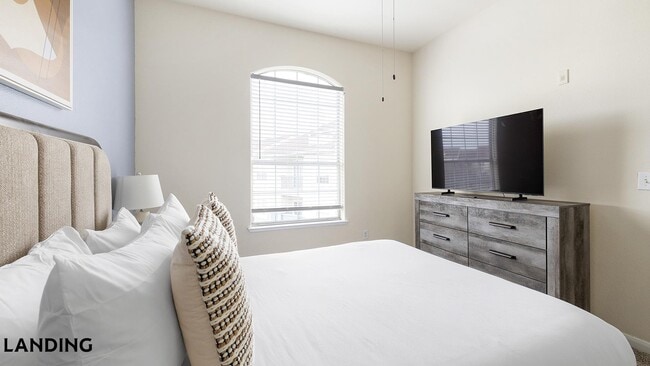 Photo - 901 Lakeside Cir Unit 2312