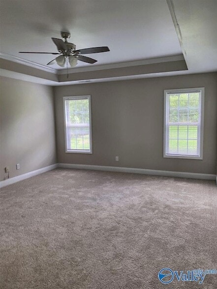 Photo - 211 Forrest Oak Ln