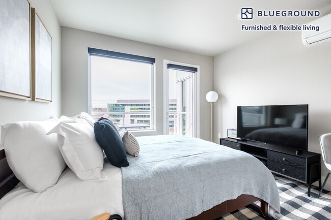 Photo - 408 7th Ave N Unit FL7-ID74