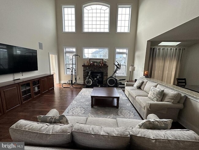 Photo - 124 Odyssey Dr