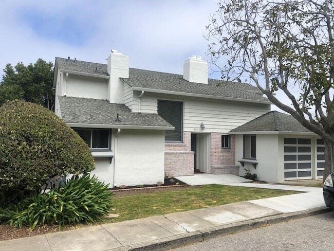 Photo - 130 El Bonito Way