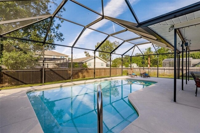 Photo - 912 72nd St NW