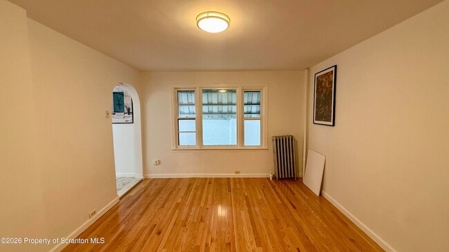 Photo - 140 Sand St