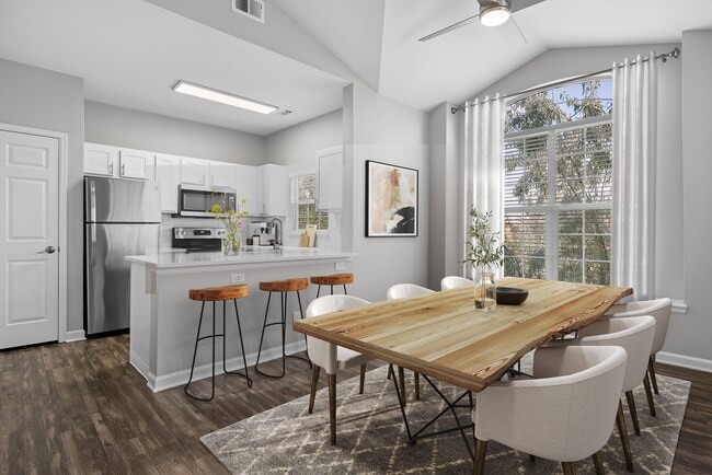 Photo - Isabella Apartment Homes