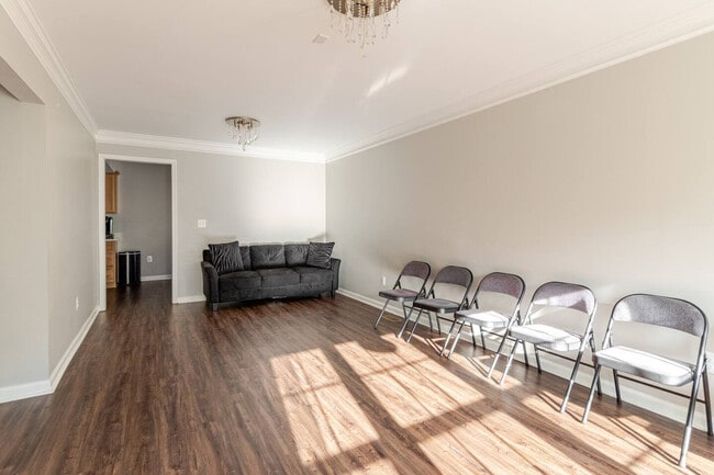 Photo - 301 Rollason Dr Unit SI ID1526871P