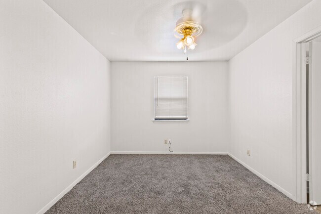 2BR, 1BA - 795SF - 2nd Bedroom - The Patrick