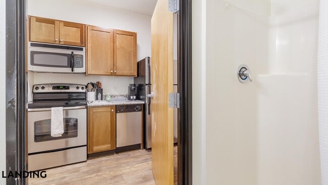 Photo - 1430 NW Pettygrove St Unit C406