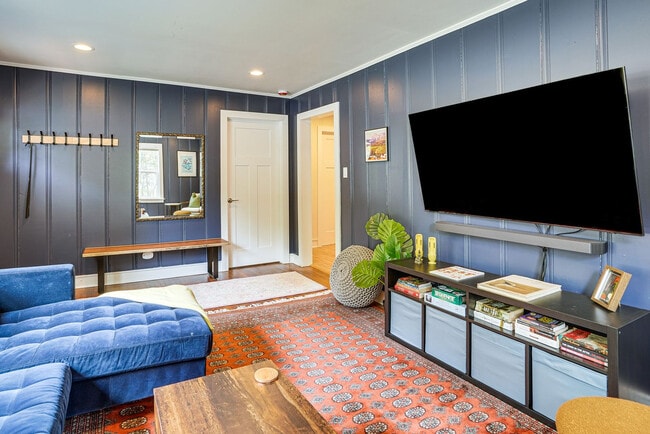 Photo - 100 Blackwood Dr Unit SI ID1608046P