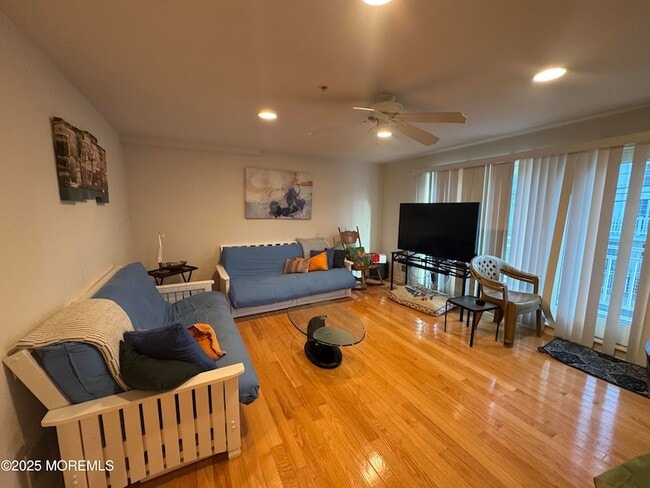 Photo - 30 Sumner Ave Unit 3