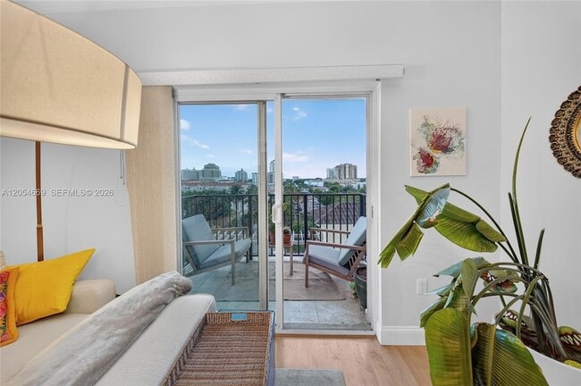 Photo - 1627 SW 37th Ave Unit 401