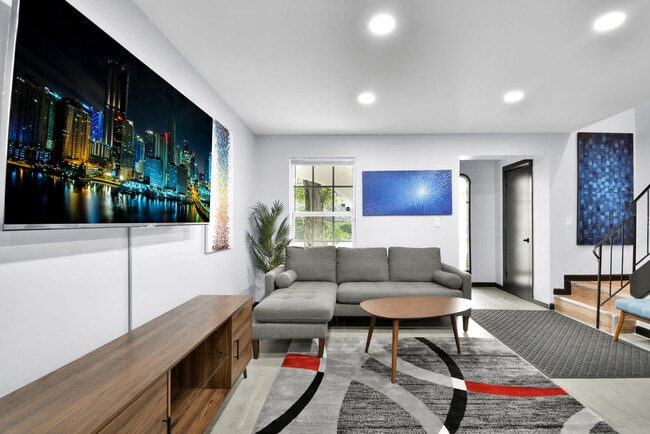 Photo - 621 NE 28th St Unit ID1018313P