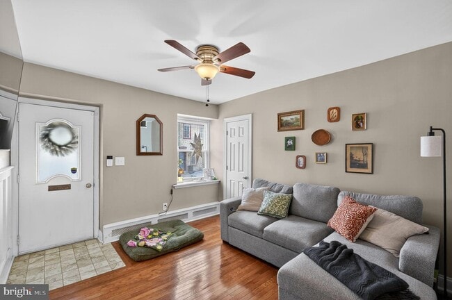 Photo - 4743 Umbria St