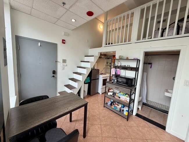 Photo - 72 Kneeland St Unit 705