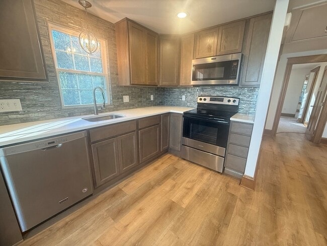 Photo - 35 Beach St Unit B