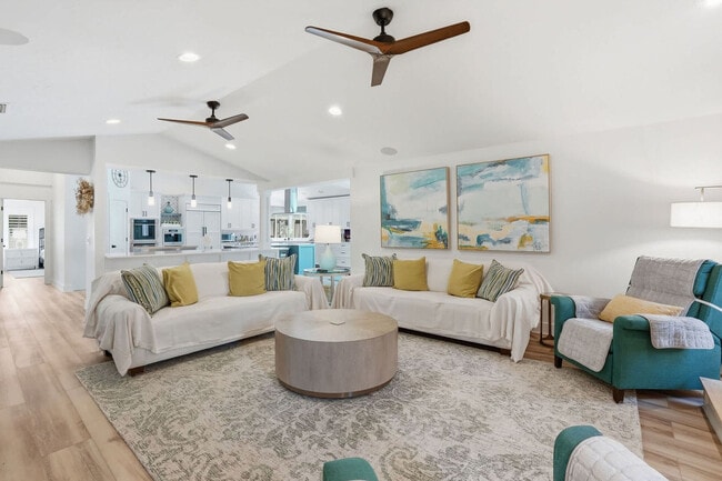 Photo - 20672 Charing Cross Cir Unit SI FL1-ID1605279P