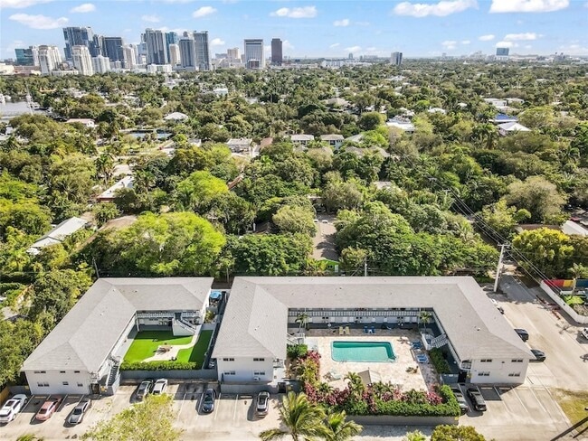 Building Photo - 626 SW 14th Ave Unit 216