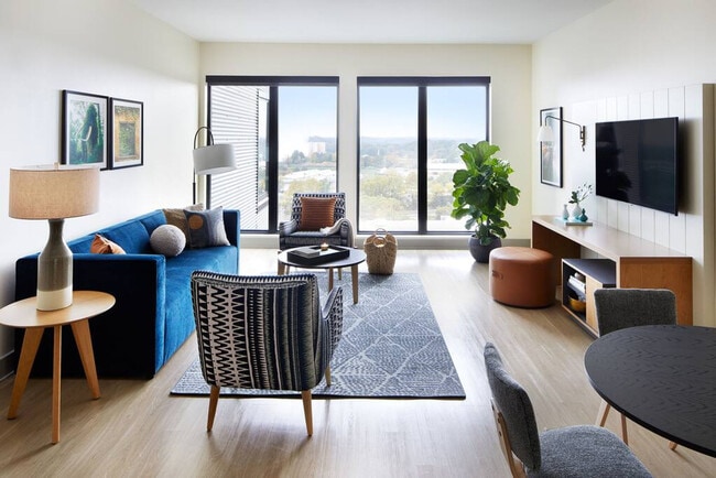 Building Photo - 1050 Howell Mill Rd NW Unit ID1226722P